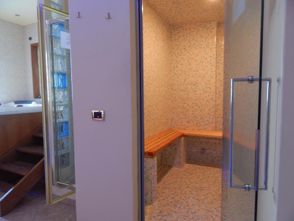 Hotel Vittoria Chianciano Terme Ngoại thất bức ảnh